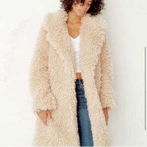 🆕 Wild Fable Faux Fur Cream Jacket